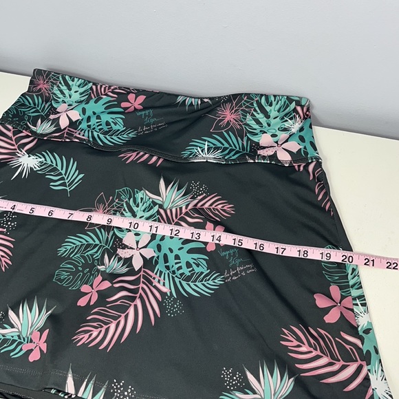 Message Factory Skort - Picture 7 of 9